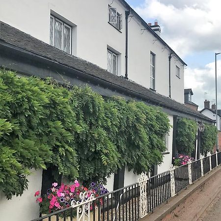 Eagle House Bed and Breakfast Eccleshall Exteriör bild
