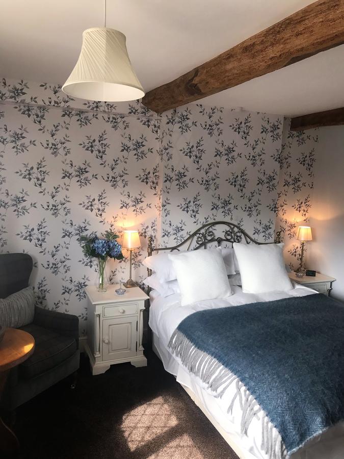 Eagle House Bed and Breakfast Eccleshall Exteriör bild
