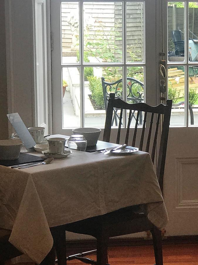 Eagle House Bed and Breakfast Eccleshall Exteriör bild